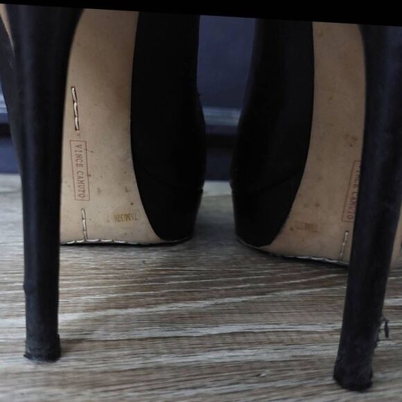 Vince Camuto Peep-toe Stiletto Heels size 7.5 - Picture 3 of 7